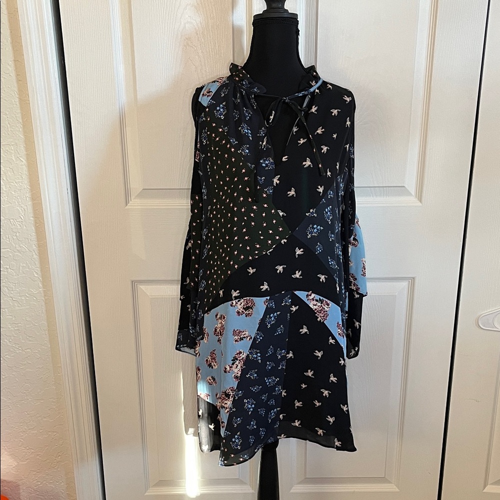 Parker Anastasia Patchwork 100% Silk Cold Shoulder Dress Size Small Bird Floral